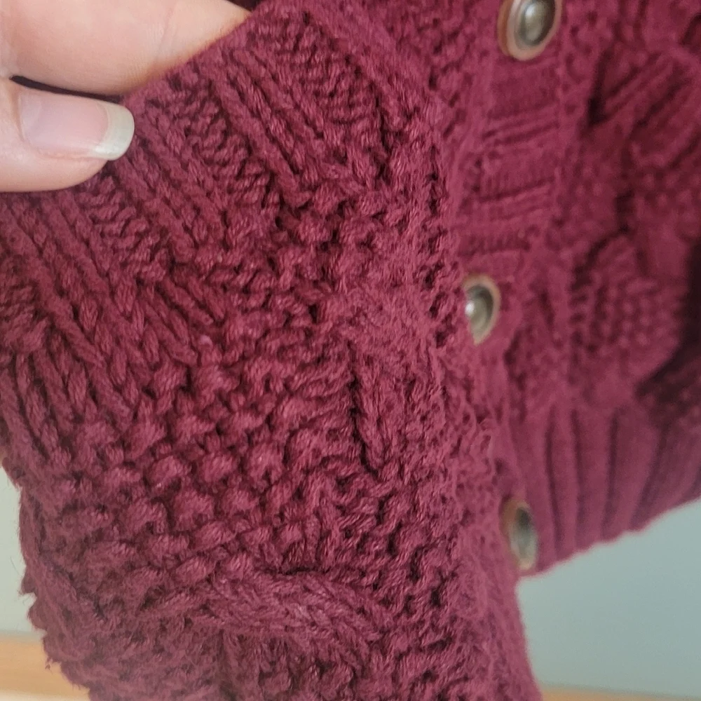 Vintage Roo‎ Crossing Special Hand Knit Cottage Red Sweater Cardigan Size M